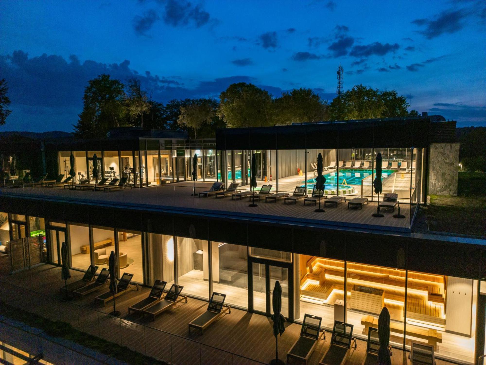 Hotel Glar Conference & Spa Wisełka Dış mekan fotoğraf